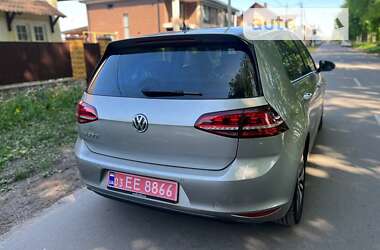 Хэтчбек Volkswagen e-Golf 2015 в Виннице