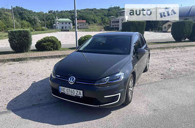 Хэтчбек Volkswagen e-Golf 2020 в Днепре