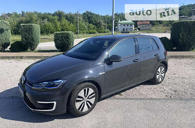 Хэтчбек Volkswagen e-Golf 2020 в Днепре