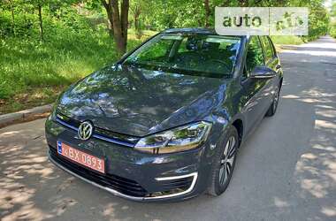 Хэтчбек Volkswagen e-Golf 2020 в Черновцах