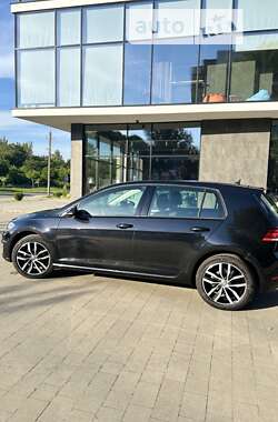 Хэтчбек Volkswagen e-Golf 2019 в Ужгороде