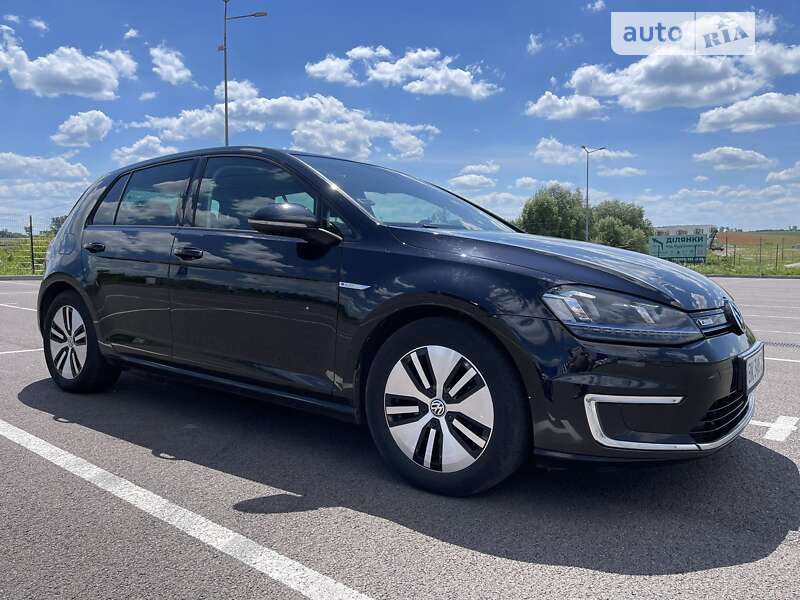 Хетчбек Volkswagen e-Golf 2016 в Рівному