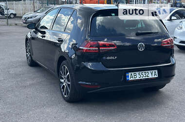 Хэтчбек Volkswagen e-Golf 2016 в Виннице