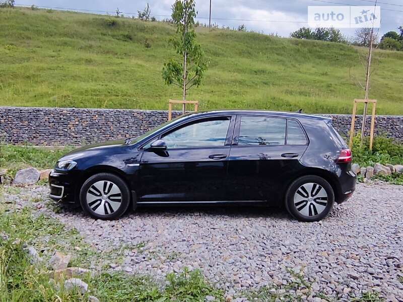 Хэтчбек Volkswagen e-Golf 2015 в Виннице