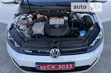 Хэтчбек Volkswagen e-Golf 2015 в Ковеле