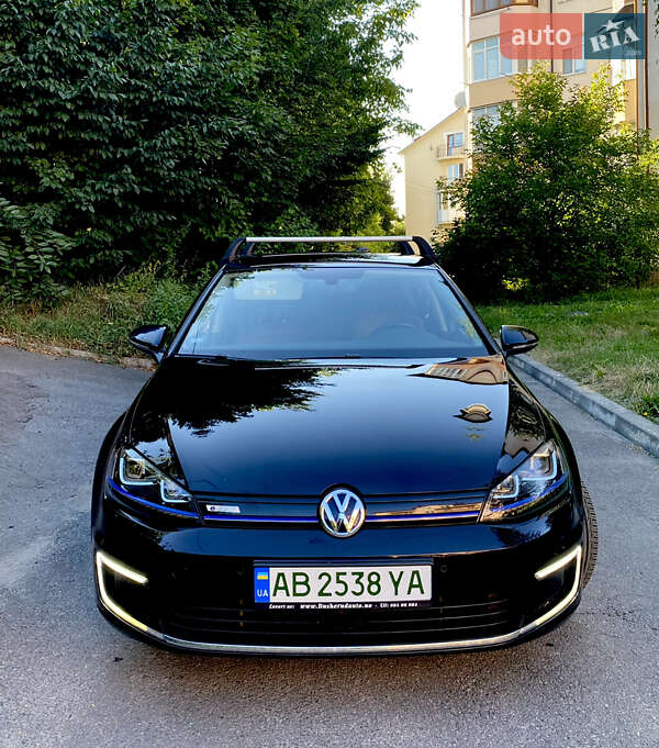 Хэтчбек Volkswagen e-Golf 2014 в Виннице фото 17 Хэтчбек Volkswagen e-Golf 2014 в Виннице