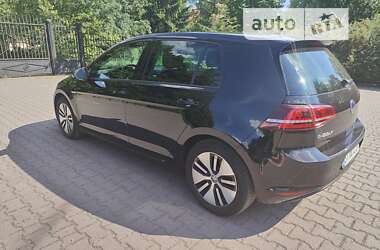 Хэтчбек Volkswagen e-Golf 2015 в 
