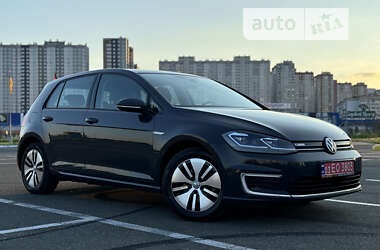 Хэтчбек Volkswagen e-Golf 2019 в Киеве