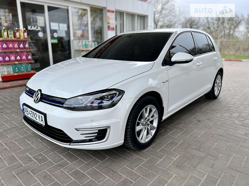 Хэтчбек Volkswagen e-Golf 2020 в Виннице