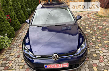 Хетчбек Volkswagen e-Golf 2018 в Львові