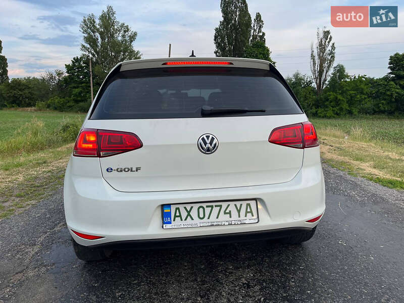 Хэтчбек Volkswagen e-Golf 2015 в Харькове