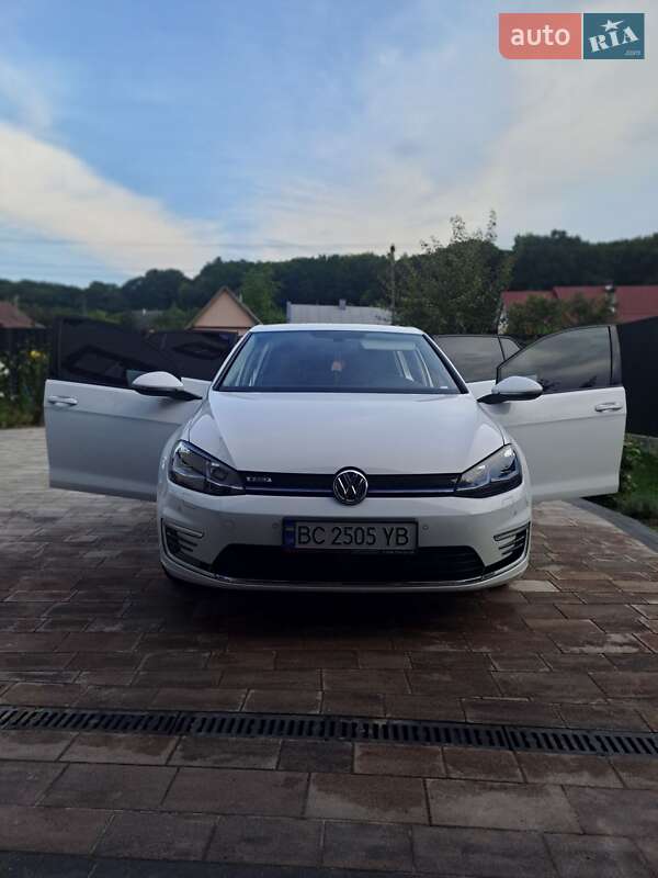 Хетчбек Volkswagen e-Golf 2020 в Жовкві