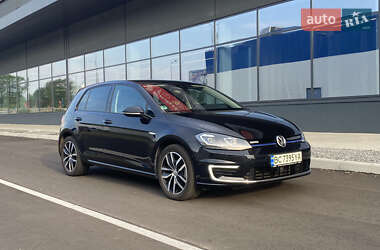 Хетчбек Volkswagen e-Golf 2019 в 