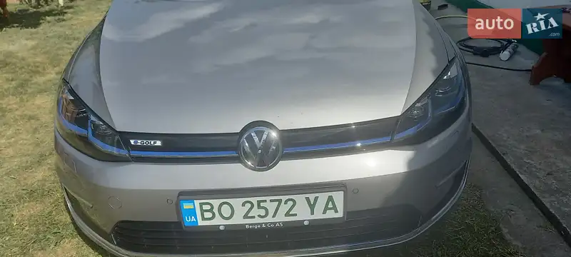 Volkswagen e-Golf 2017 VIN WVWZZZAUZJ8902122 фото оголошення 14 з 44