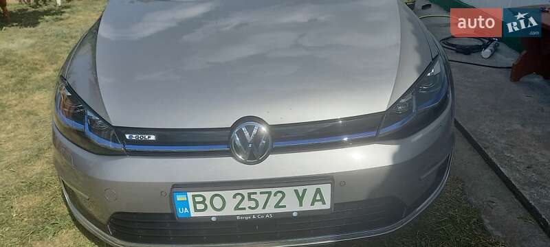Хэтчбек Volkswagen e-Golf 2017 в Тернополе