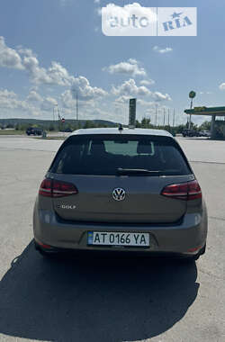 Хетчбек Volkswagen e-Golf 2015 в Тисмениці