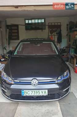 Хетчбек Volkswagen e-Golf 2019 в 