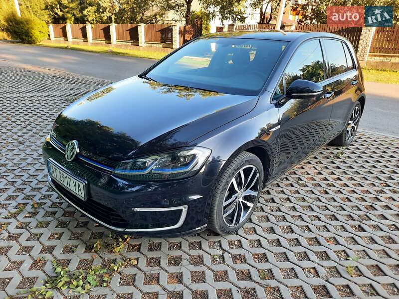 Хэтчбек Volkswagen e-Golf 2018 в Ивано-Франковске