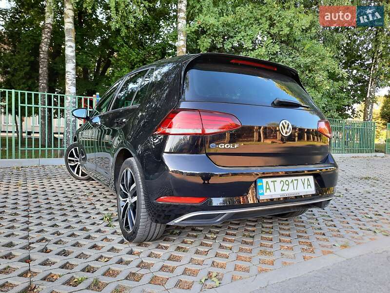 Хэтчбек Volkswagen e-Golf 2018 в Ивано-Франковске