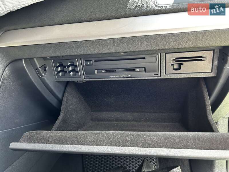 Хетчбек Volkswagen e-Golf 2015 в Черкасах