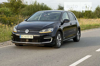 Хетчбек Volkswagen e-Golf 2015 в Самборі