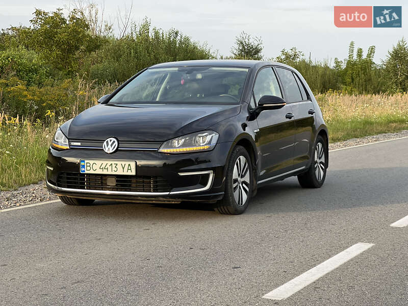Volkswagen e-Golf 2015