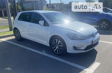 Хетчбек Volkswagen e-Golf 2020 в Києві