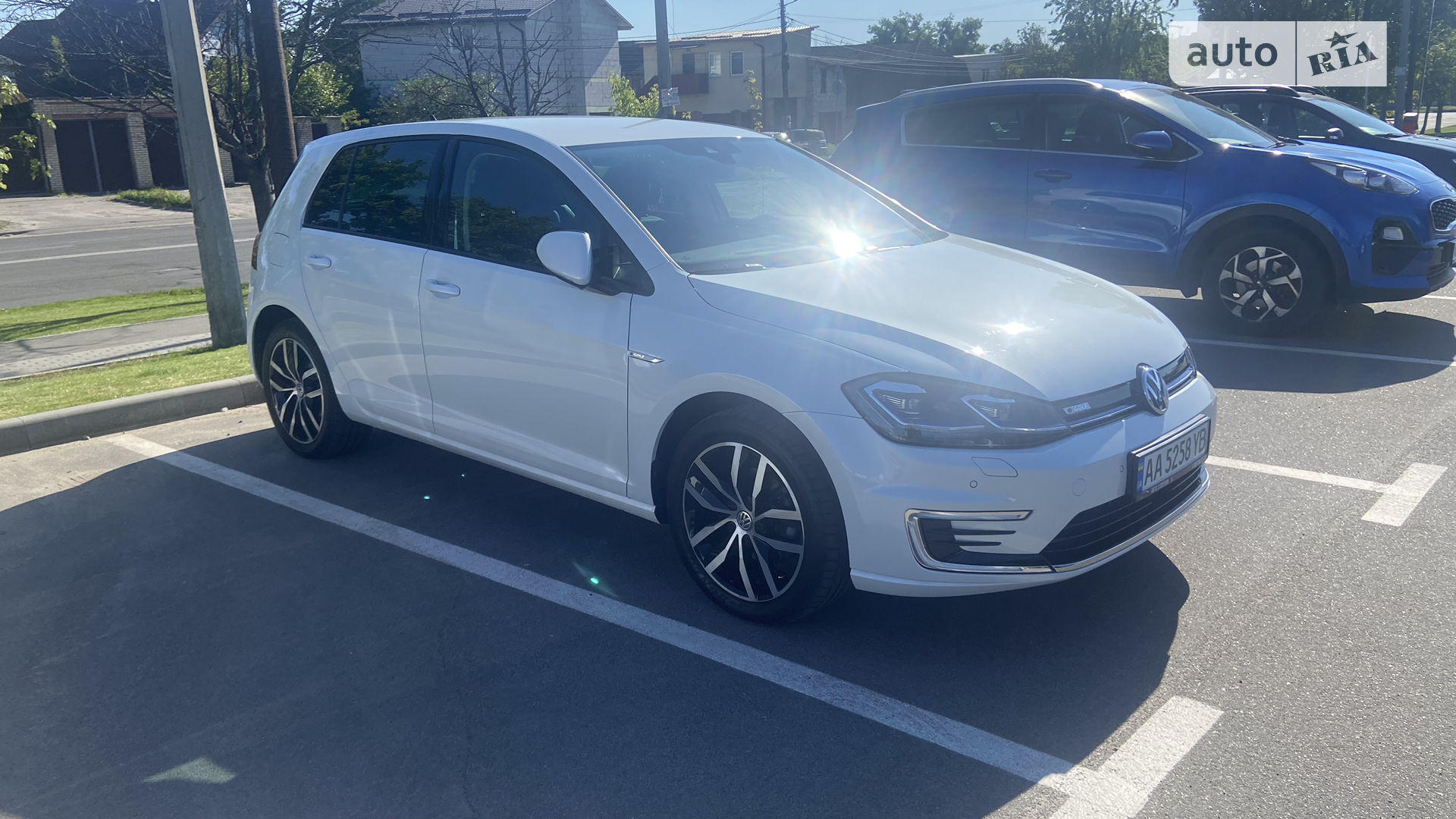 2020 Volkswagen Golf - фото 1