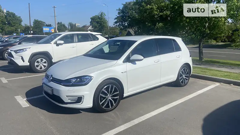 Volkswagen e-Golf 2020
