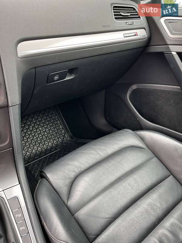 Хэтчбек Volkswagen e-Golf 2015 в Рожнятове