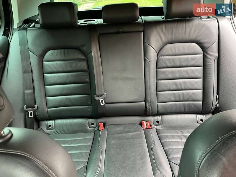 Хэтчбек Volkswagen e-Golf 2015 в Рожнятове