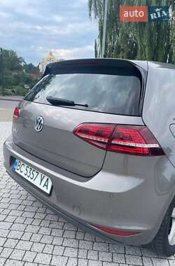 Хэтчбек Volkswagen e-Golf 2014 в Львове