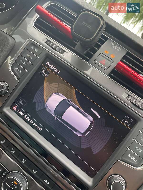 Хетчбек Volkswagen e-Golf 2014 в Львові