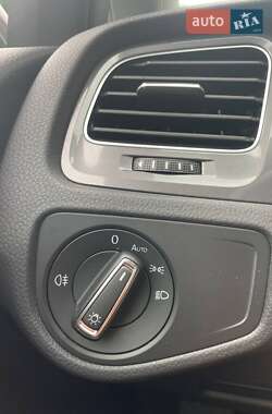 Хэтчбек Volkswagen e-Golf 2014 в Львове