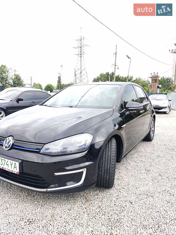 Хетчбек Volkswagen e-Golf 2014 в Кропивницькому