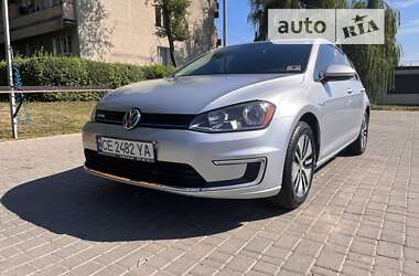 Хетчбек Volkswagen e-Golf 2016 в Чернівцях