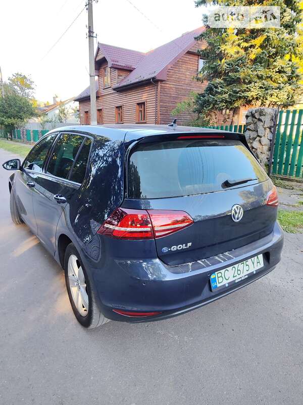 Хетчбек Volkswagen e-Golf 2015 в Дрогобичі