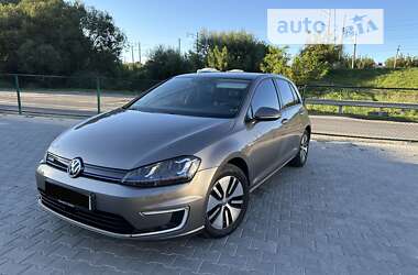 Хэтчбек Volkswagen e-Golf 2016 в Хмельницком