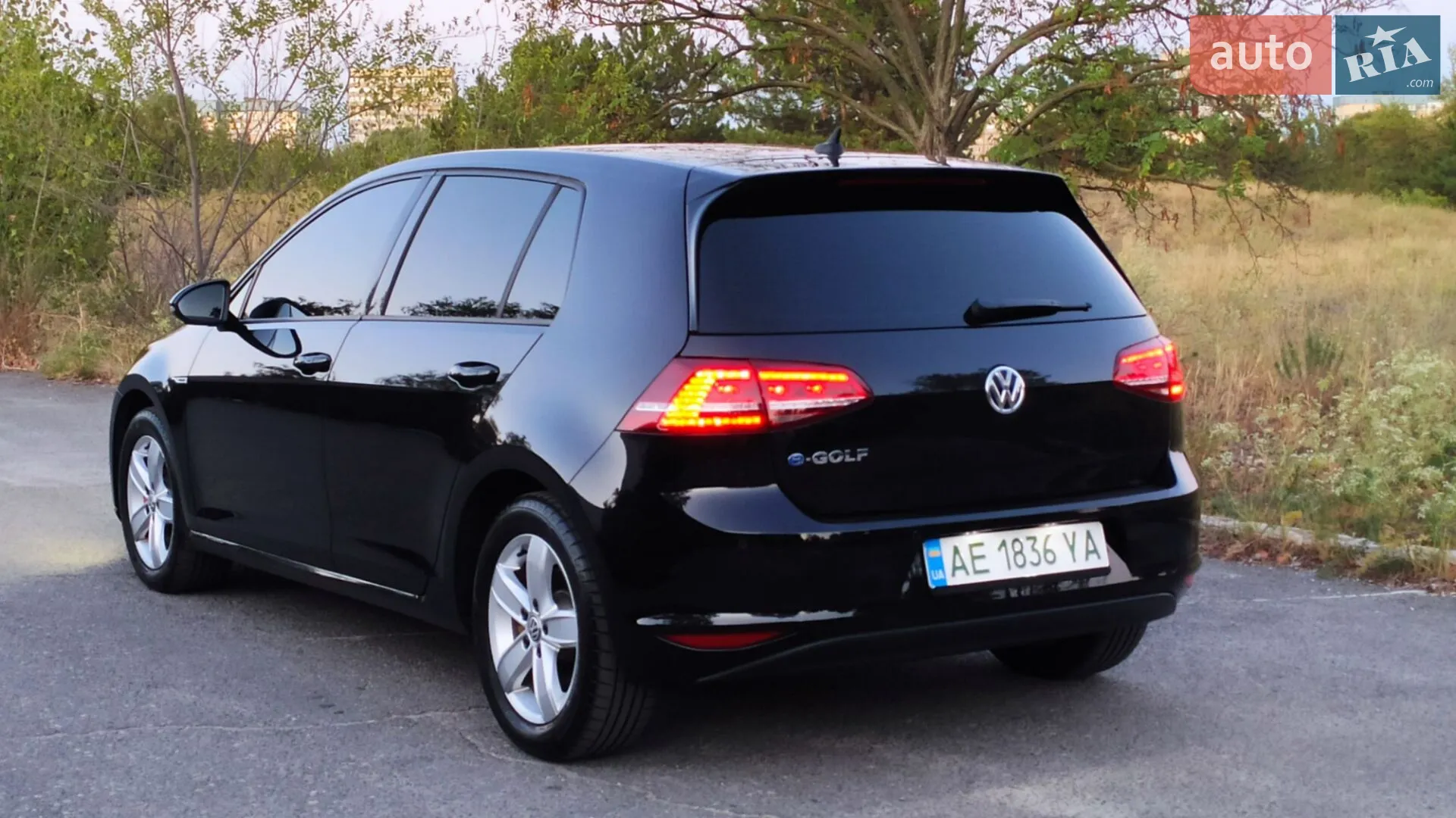 2016 Volkswagen Golf - мініатюра 3