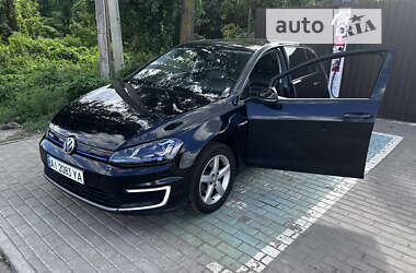 Хетчбек Volkswagen e-Golf 2014 в Києві