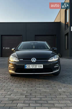 Хэтчбек Volkswagen e-Golf 2020 в 