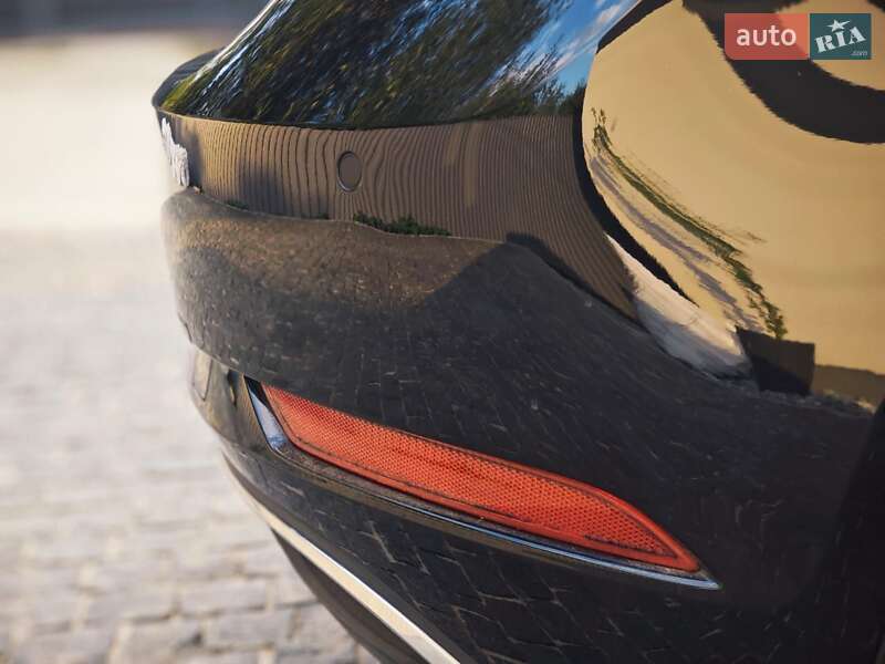 Хетчбек Volkswagen e-Golf 2019 в Івано-Франківську