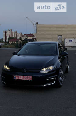 Хэтчбек Volkswagen e-Golf 2016 в Ровно