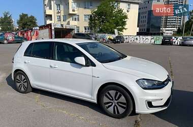 Хетчбек Volkswagen e-Golf 2015 в Боярці