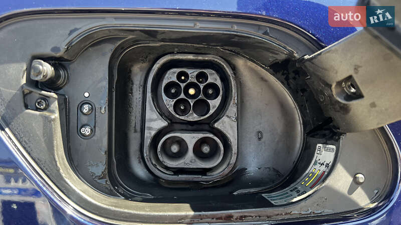 Хэтчбек Volkswagen e-Golf 2020 в Хмельницком