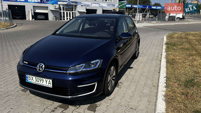 Хетчбек Volkswagen e-Golf 2020 в Хмельницькому