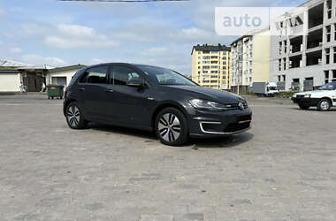 Хэтчбек Volkswagen e-Golf 2019 в Стрые