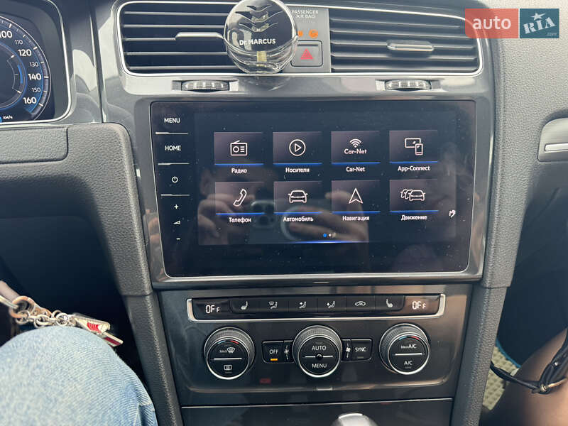 Хэтчбек Volkswagen e-Golf 2019 в Кропивницком