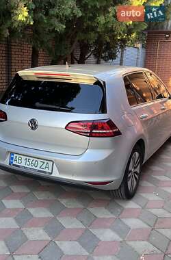 Хэтчбек Volkswagen e-Golf 2016 в Виннице