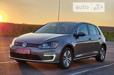 Хетчбек Volkswagen e-Golf 2015 в Рівному